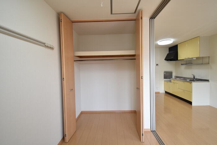 クローゼット リビングタウン伏石 A棟