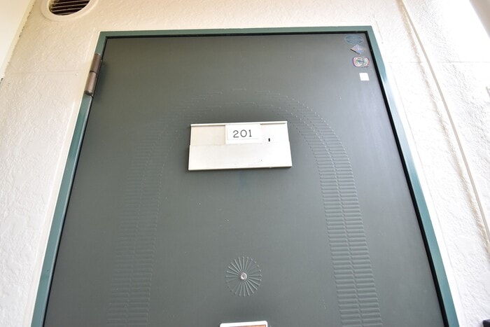 玄関 ヴァンベール屋島