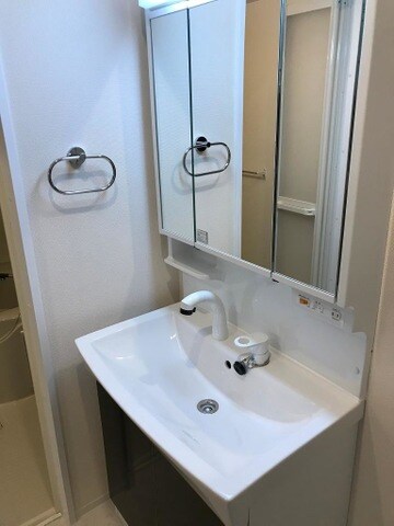 洗髪洗面化粧台 アルチチュード２３