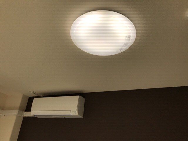 エアコンと照明 ソレイユ木太