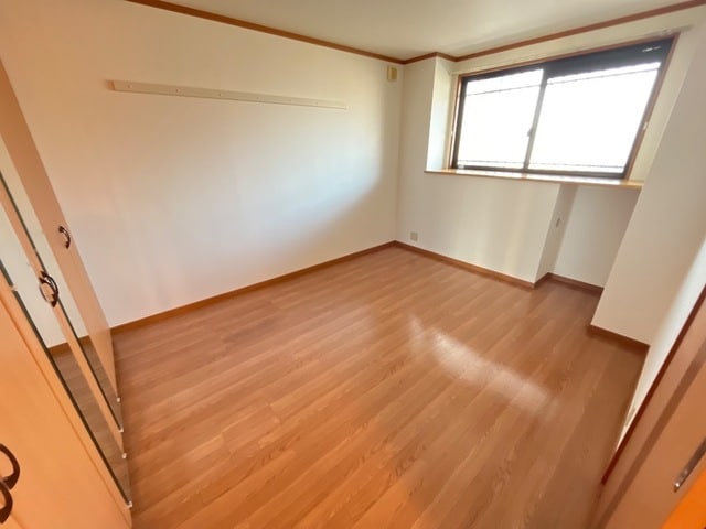 洋室 ロイヤルコーポ中川