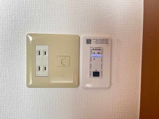 無料インターネット ロイヤルコーポ中川