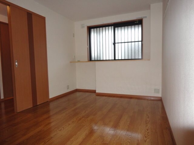 室内 ラティールⅡ