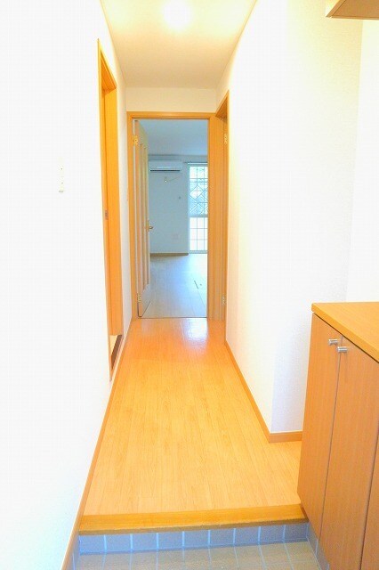 玄関 エルピーダＭ　Ｃ棟