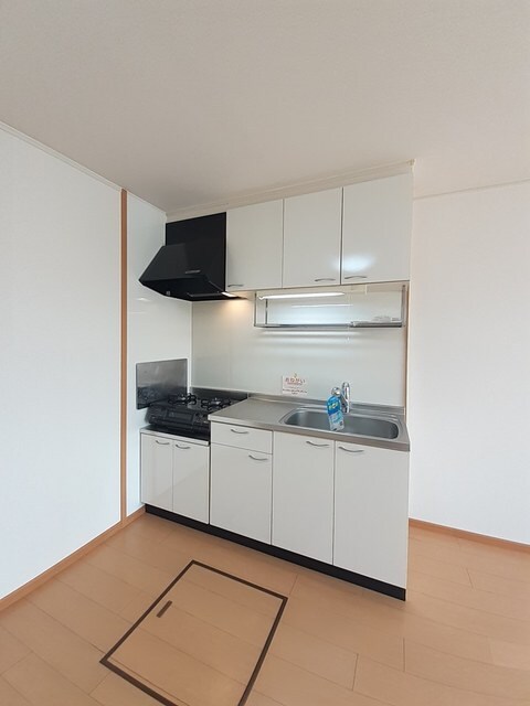 キッチン カーサ　ラッフィナートⅡ