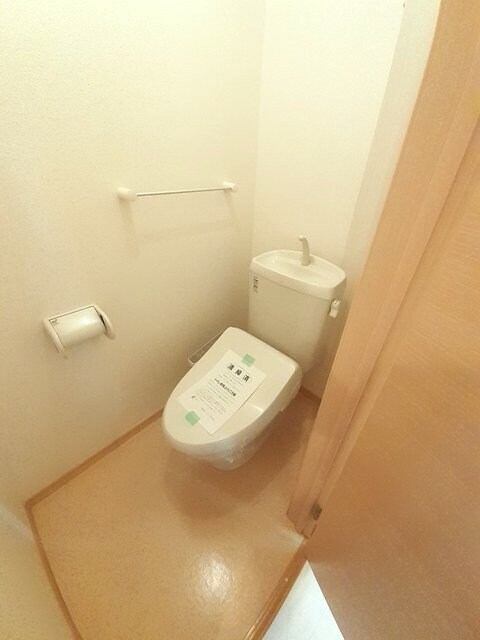 トイレ リバティハウスＢ