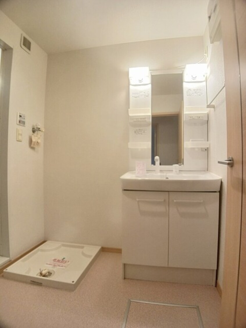 洗面所 ベル・メゾン鶴市Ａ