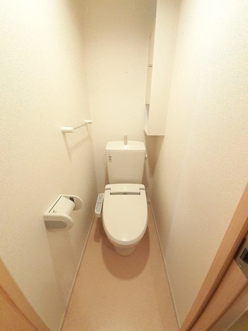 トイレ サニーフォレスタＣ