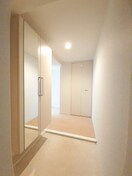 玄関 アルテミスコート