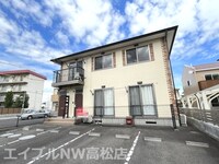 ファミール伏石