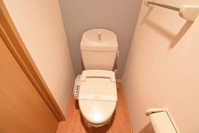 温水洗浄暖房便座 リースランド上林 Ａ