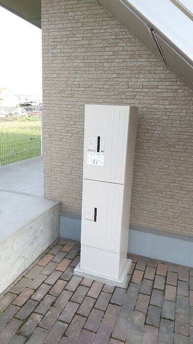 宅配ボックス リースランド上林 Ａ