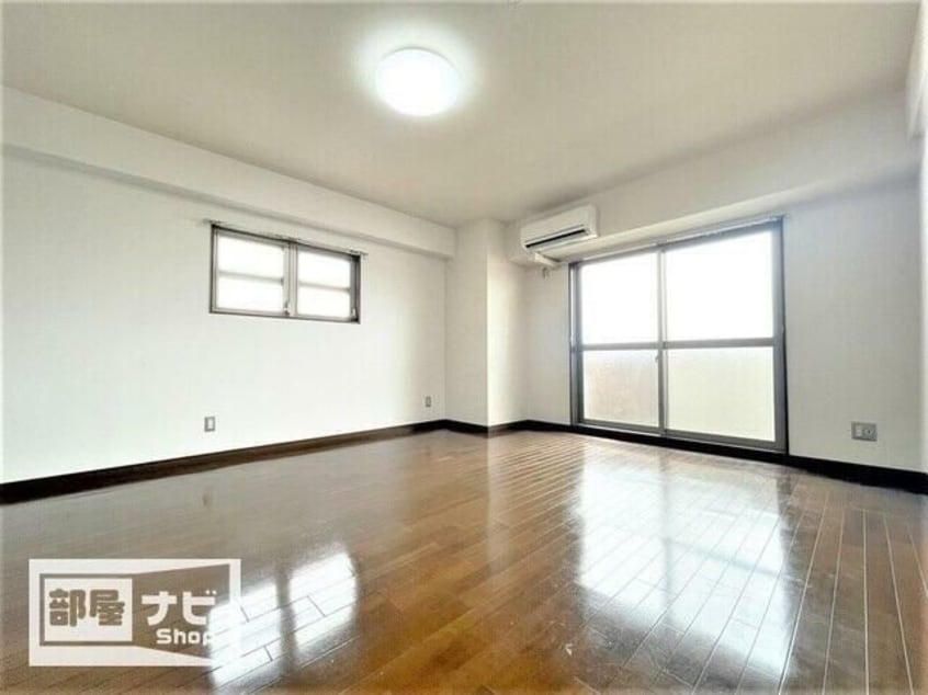  アパートメントＳⅢ