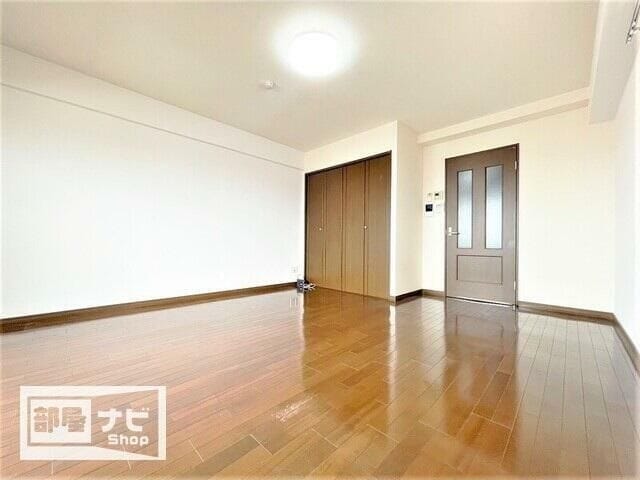  アパートメントＳⅢ