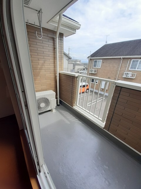 バルコニー アンダンテＢ