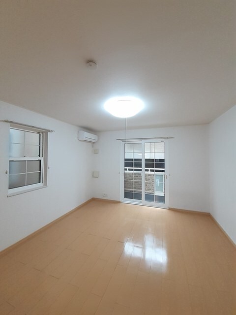 居室・リビング リヴァード・プレッソⅠ