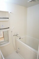 バス／シャワールーム等 レジデンスＦ・Ｂ