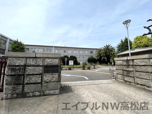 香川大学経済学部(大学/短大/専門学校)まで318m ディアハイム宮脇