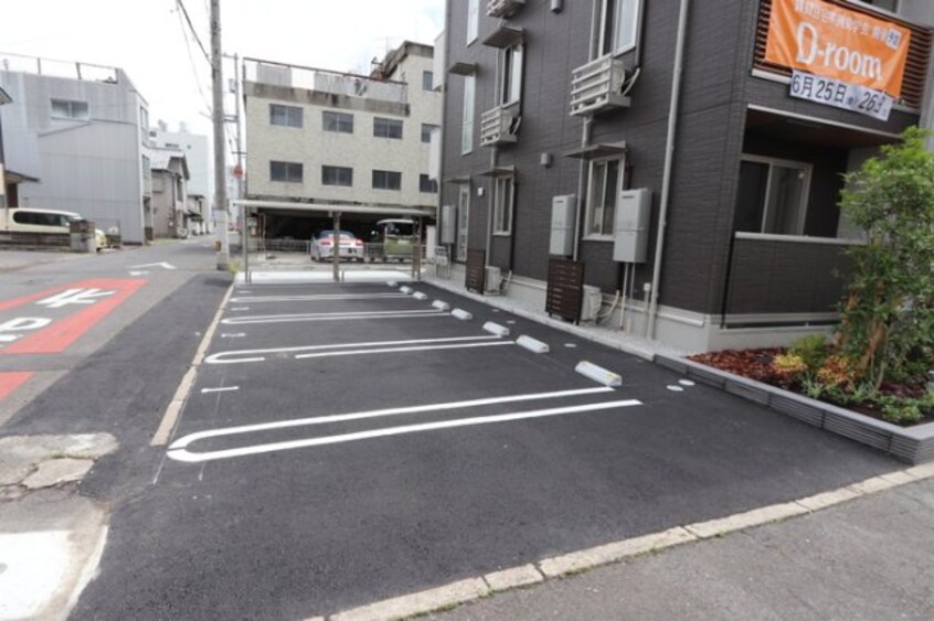 駐車場 アパッショナート東浜