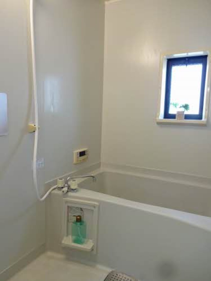  サンビレッジ高松 D棟