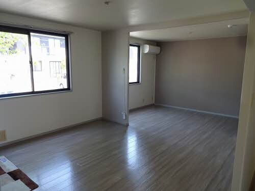  サンビレッジ高松 D棟