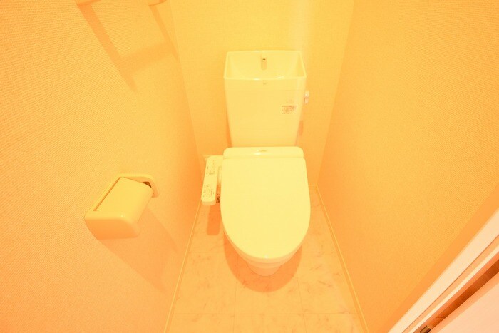 温水洗浄暖房便座 ラ・ソフィー B棟