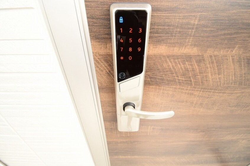 玄関錠（ＩＣカードキー） ラ・ソフィー B棟