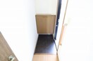 玄関 ロイヤルコート円座 C棟