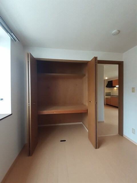 収納 サニーコ－ト　土居