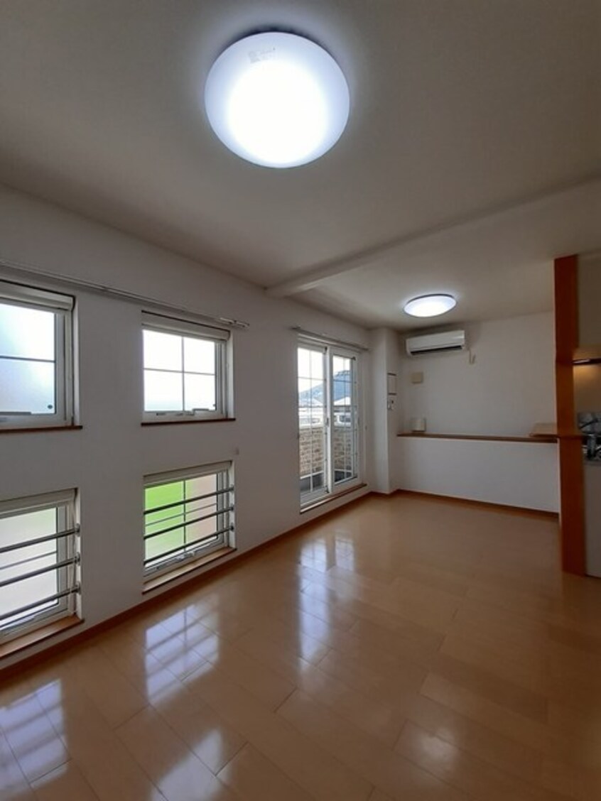 居室・リビング カーサ　セレーノ　Ⅱ