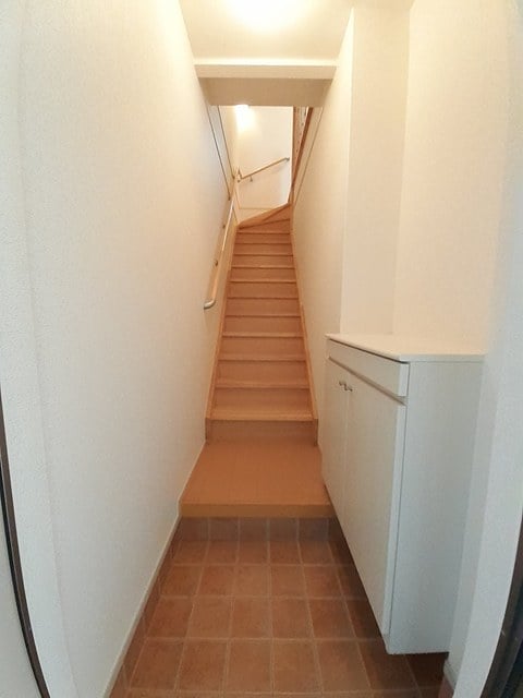 玄関 ジュネス　ＭＵＫＡＩ