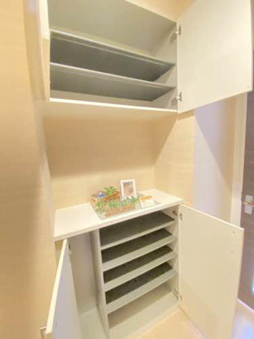  ハンプトンコート