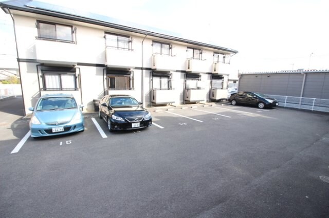 駐車場 サンピア・K B棟