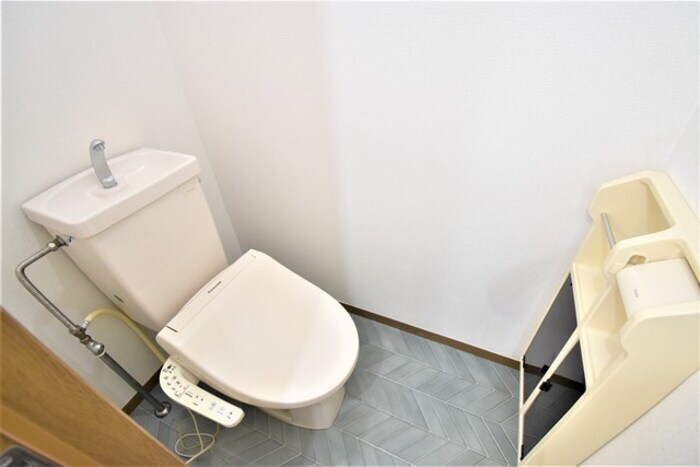 温水洗浄暖房便座 サンピア・K B棟