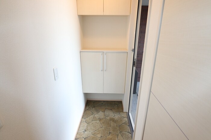 玄関 リジェール A棟