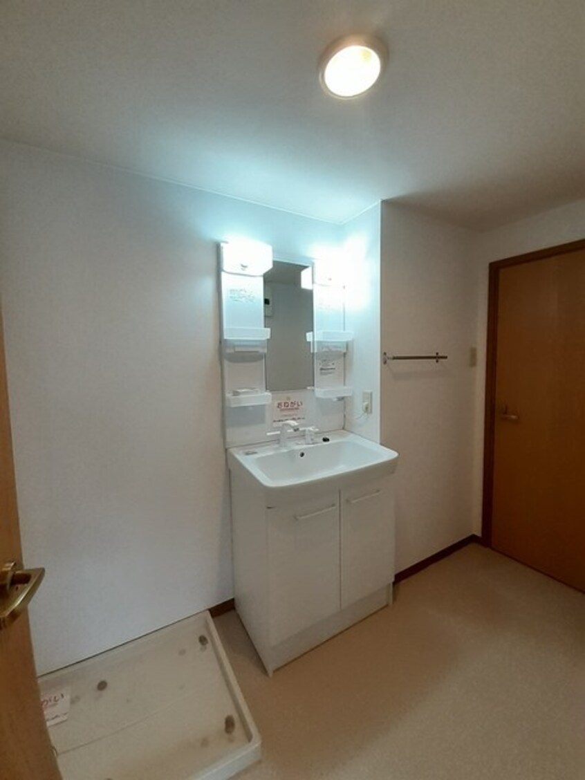 洗面所 ララ・メゾン　Ａ