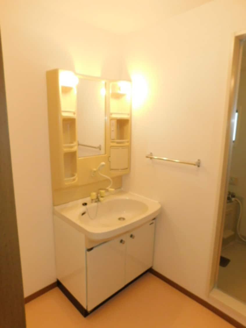 洗面室 アドミレー樹太 C棟