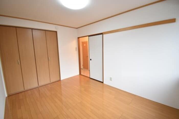 洋室６帖 ウエストハイツ屋島 A棟