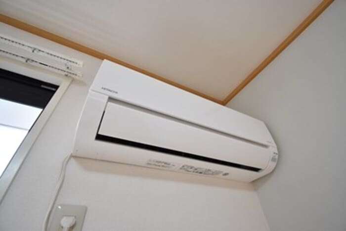 備付エアコン（洋室） ウエストハイツ屋島 A棟
