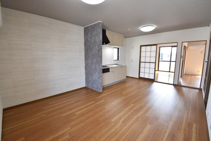 ＬＤＫ１２帖 パラシオ樹太 A棟