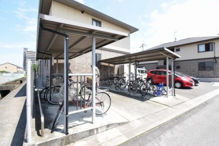 駐輪場 ルーチェ D棟