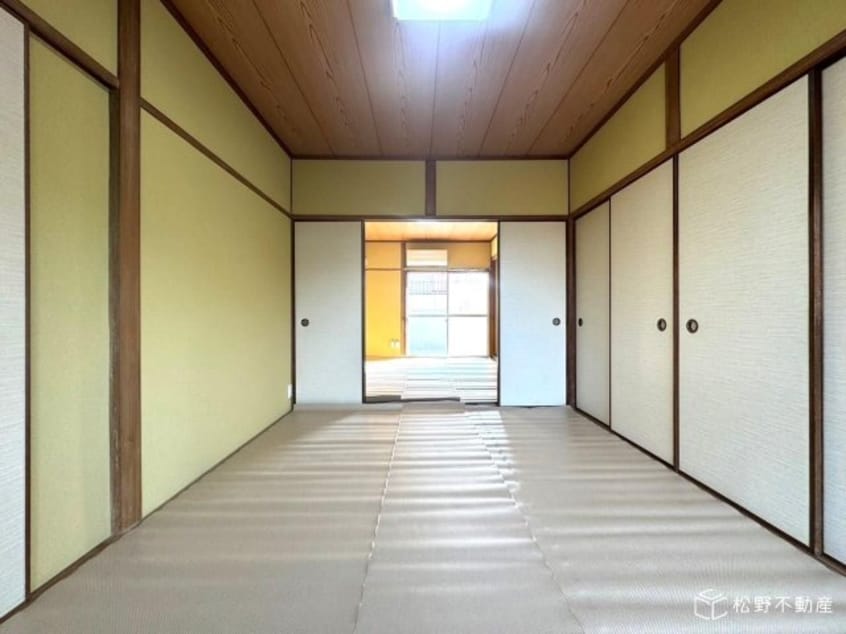  香川町川東上　一戸建て