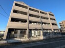 ロイヤルコーポ中川の外観