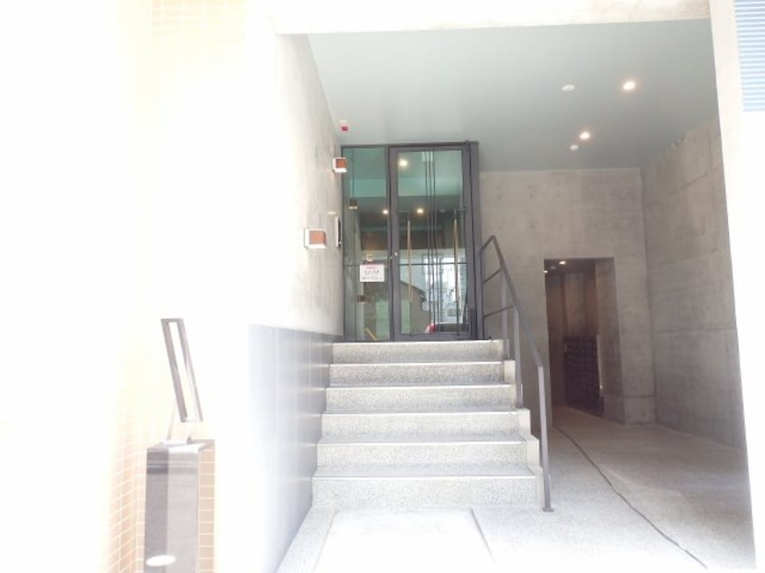  予讃線・内子線/高松駅 徒歩7分 7階 築3年