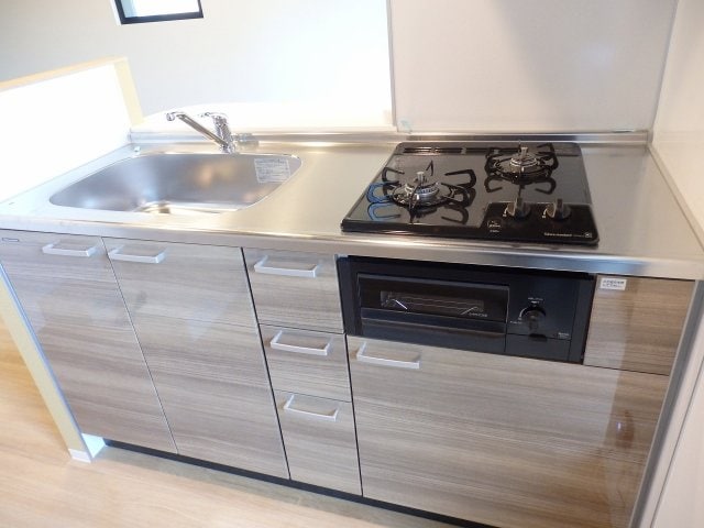  予讃線・内子線/高松駅 徒歩7分 7階 築3年