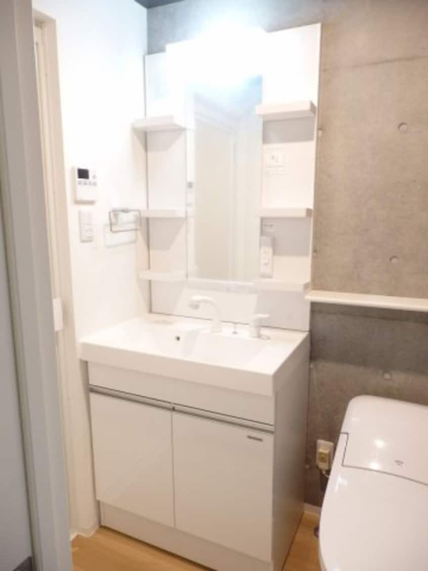  予讃線・内子線/高松駅 徒歩7分 7階 築3年