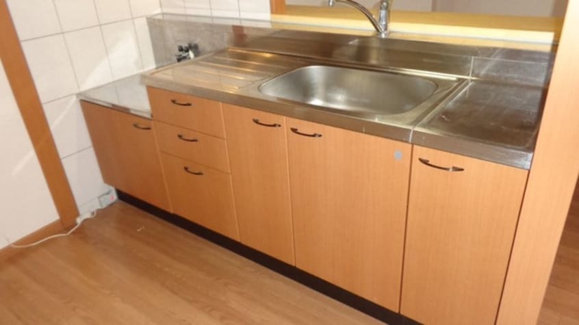 キッチン ロイヤルコーポ中川