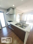  ロイヤルガーデン県庁前第２