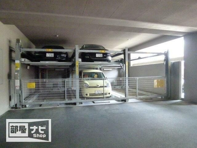  ロイヤルガーデン栗林公園前