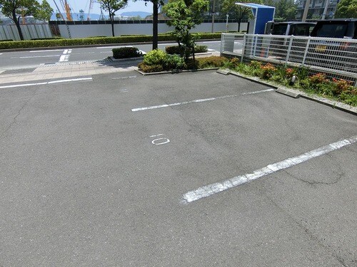 駐車場：-     （2023年6月撮影） サーパスサンポート高松ベイタワー